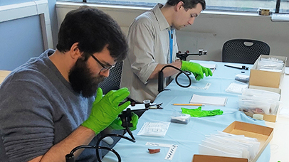 2 students scanning