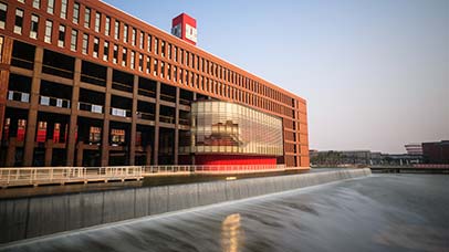 photo of dalian campus
