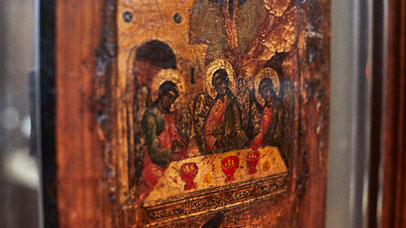 Intricate wood carving of Jesus