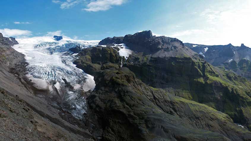 Spectacular gorges carved in basalt and rhyolite volcanic rocks by glaciers on the flanks of Iceland’s largest active ice-capped volcano, Öraefajokull. Photo by John Smellie.