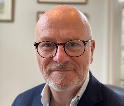 Headshot of Chris Vaughan