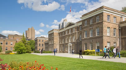 Students outside Fielding Johnson building