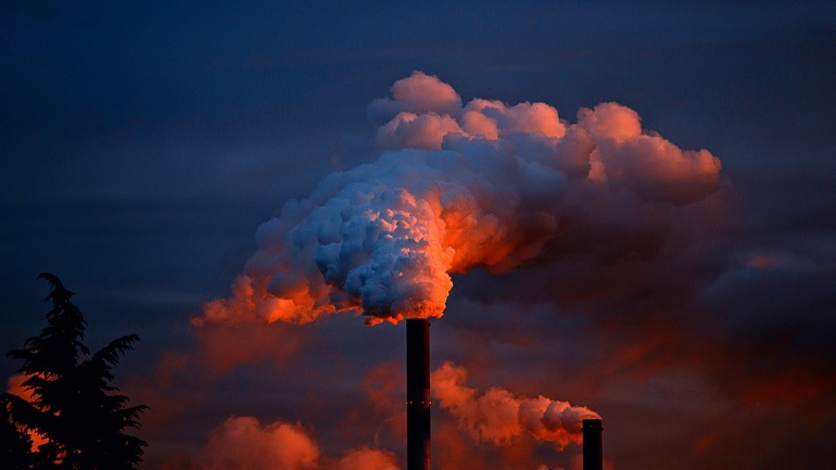 Air pollution spewing from factory