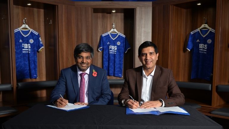 Professor Nishan Canagarajah and Arun Kang OBE sign the strategic partnership between the University of Leicester and Sporting Equals.
