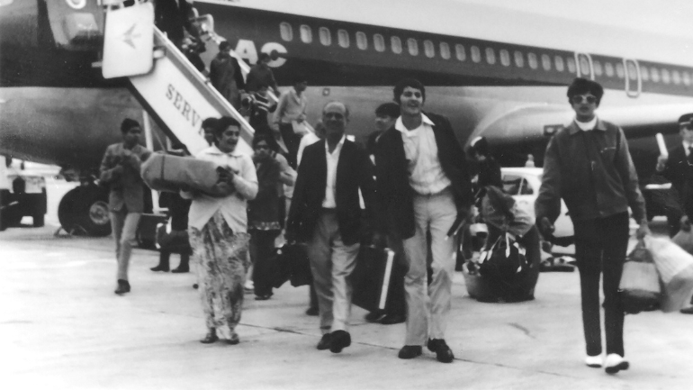 Ugandan Asians arrive in the UK