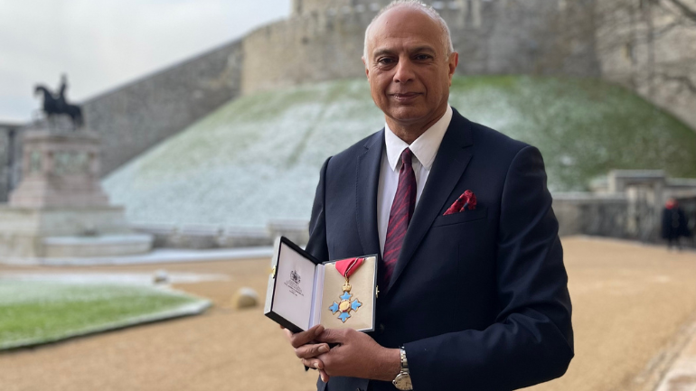 Kamlesh obe