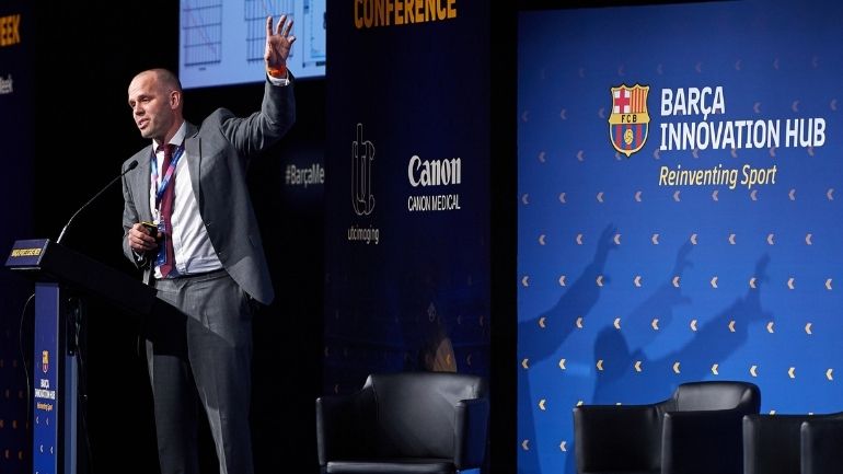 Dr Seth O'Neill presenting to FC Barcelona's Barça Innovation Hub.