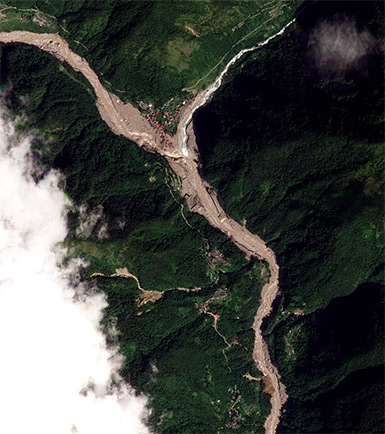 Lhonak Lake after the flooding. Image © 2023 Planet Labs PBC