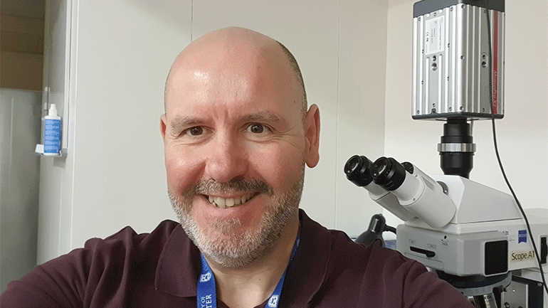 Dr Robert Hirst