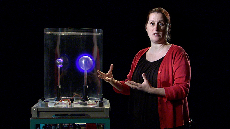 Dr Gabrielle Provan with the Planeterrella.