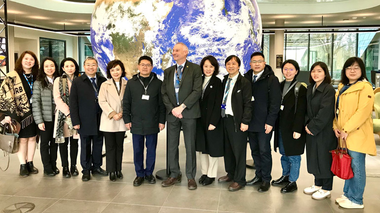 The delegation from Chongqing Medical University with Professor Martin Barstow (centre) at Space Park Leicester.