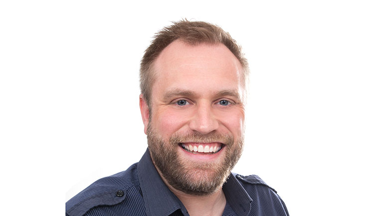 Dr Peter Freemen 