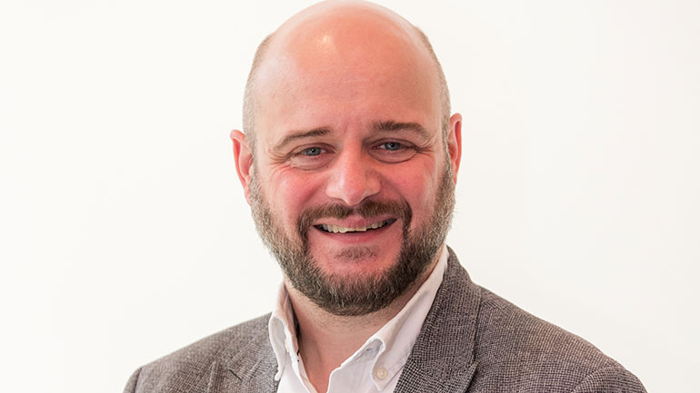 Dr Neil Greening