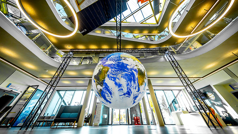 The Space Park Leicester atrium and Gaea sculpture.