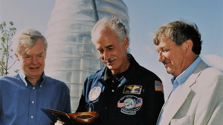 L-R: Ken Pounds, Emeritus Professor of Space Physics, NASA astronaut Jeff Hoffman, Visiting Professor, and Alan Wells, Emeritus Professor and former Director of Leicester’s Space Research Centre at opening of the National Space Centre in 2001.  Credit: National Space Centre