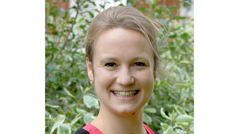 Dr Eva Krockow