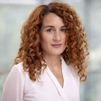 Dr Elina Akalestou