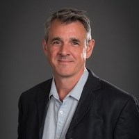 photo of Simon Gill