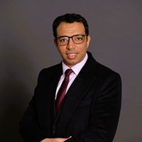 Dr Mostefa Kermadi