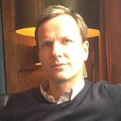 Dr Stefan Mandelbaum