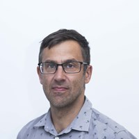 Prof Tom Yates Profile