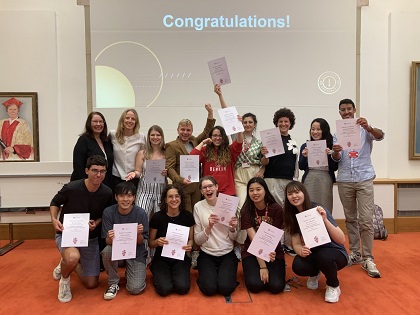 English for Humanities 2022 students at final ceremony