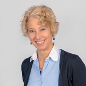 Sheona Macleod headshot