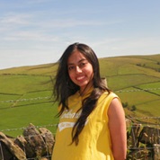 Riya Shah headshot