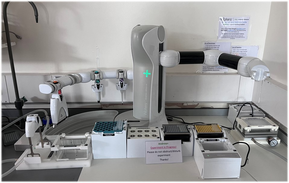 Water pipetting machine.