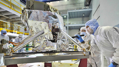 Inspection of the MIRI instrument at Goddard Space Flight Center
