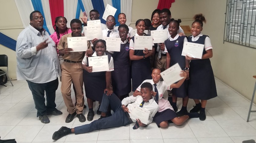 Photo of Bridgeport High School students with Fabian Thomas