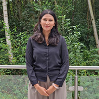 Asima Khan headshot