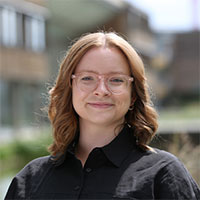 Ursula Davis headshot
