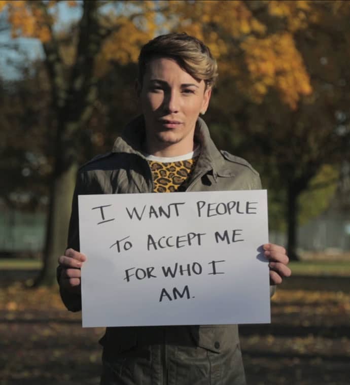 A person holding a message