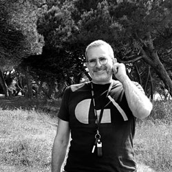 Joel Rodriguez headshot