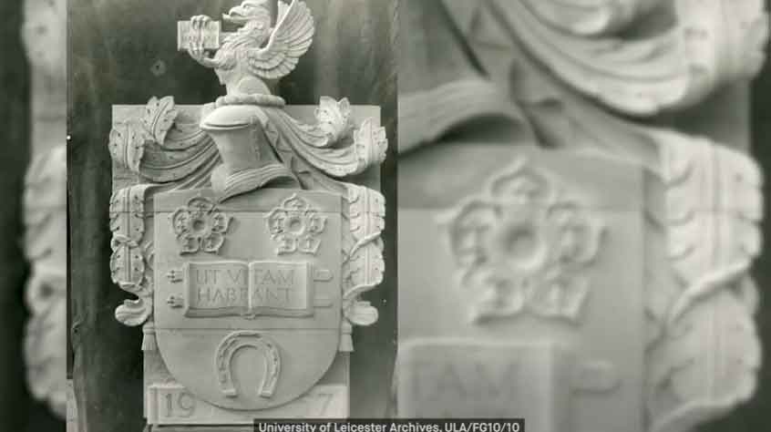 Black and white picture depicting the University of Leicester coat of arms and motto
