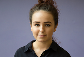 portrait of Lizzie, Operating Department Practice blogger
